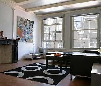 Ultraviolet Amsterdam